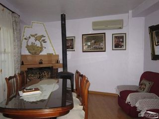 Edificio en venta en Lucena