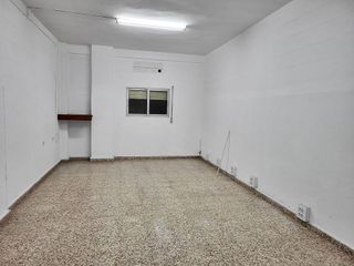 Local comercial en venta en Segorbe