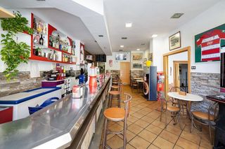 Local comercial en venta en Barrio de Zaidín en Granada