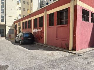 Nave industrial en venta en Pueblo Nuevo en Madrid