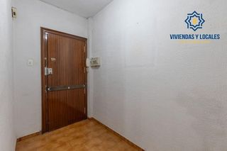 Piso en venta en Camino de Ronda - Rosaleda en Granada