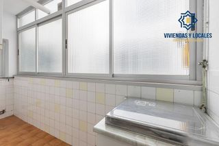 Piso en venta en Camino de Ronda - Rosaleda en Granada