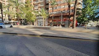 Local comercial en venta en Villena