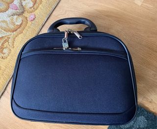 Maletín neceser azul rígido