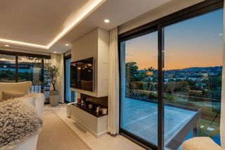 Chalet en alquiler en Nueva Andalucía centro en Marbella