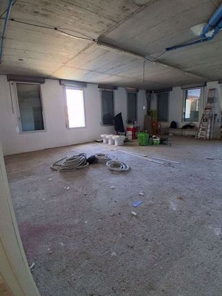 Oficina en alquiler en Singuerlín - Can Franquesa - Les Oliveres en Santa Coloma de Gramanet