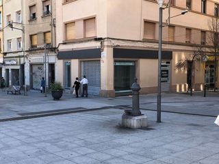 Local comercial en alquiler en Gavarra en Cornellà de Llobregat