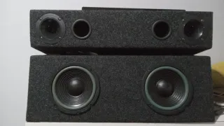 4 Altavoces Enmoquetados Estéreo 300W RSX611B