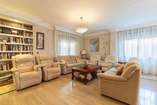 Chalet en venta en Ogíjares