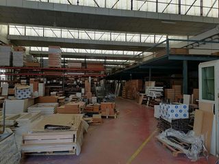 Nave industrial en alquiler en Beniparrell