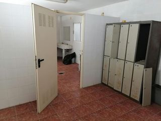 Nave industrial en alquiler en Beniparrell