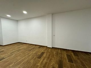 Piso en alquiler en Centro de Especialidades en Ocaña