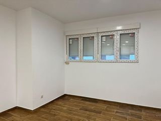 Piso en alquiler en Centro de Especialidades en Ocaña