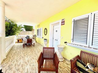 Chalet en venta en Urbanizaciones en Llíria