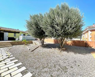 Chalet en venta en Urbanizaciones en Llíria