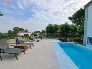 Chalet en venta en Zona Urbanizaciones en Alzira