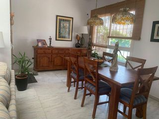 Chalet en venta en Valencina de la Concepción