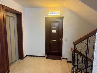 Oficina en alquiler en Centro en Almería