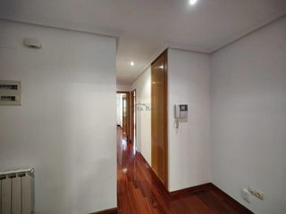 Piso en alquiler en Residencia en Ourense