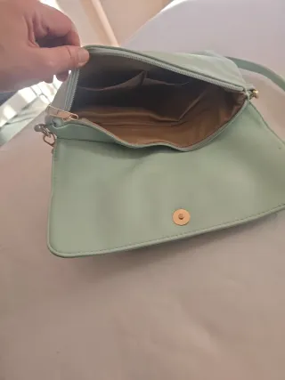 Bolso de fiesta dorado y verde