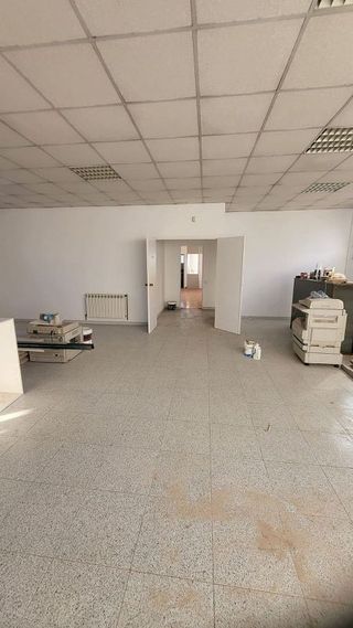 Nave industrial en venta en Can Jofresa - Sta. Margarida en Terrassa