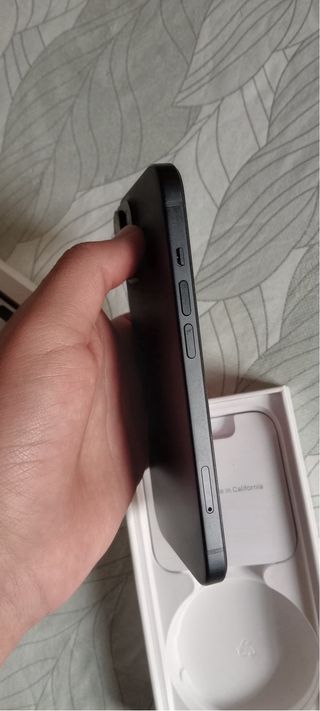 iPhone 15 Negro 128GB