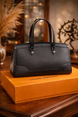 Bolso Louis Vuitton Madeleine Negro Original