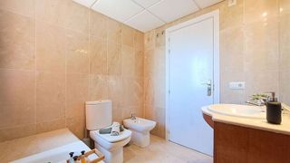 Piso en venta en Puerto - Plaza de Toros en Estepona