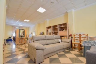 Local comercial en venta en Montefrío