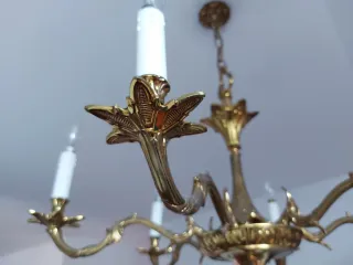 Lámpara araña vintage dorada