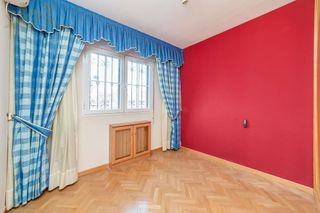 Casa adosada en venta en Pintores-Ferial en Parla