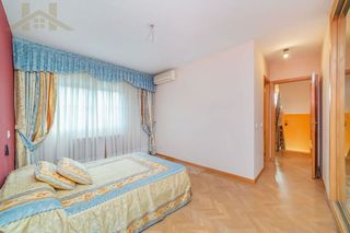 Casa adosada en venta en Pintores-Ferial en Parla