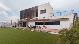 Chalet en venta en La Alcayna en Molina de Segura