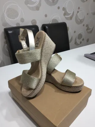 Sandalias Xti Doradas Talla 38