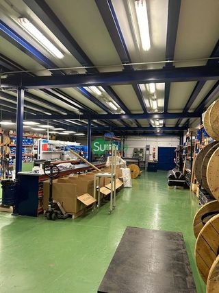 Nave industrial en alquiler en Yeles