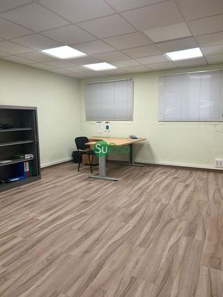 Nave industrial en alquiler en Yeles