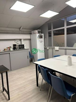 Nave industrial en alquiler en Yeles