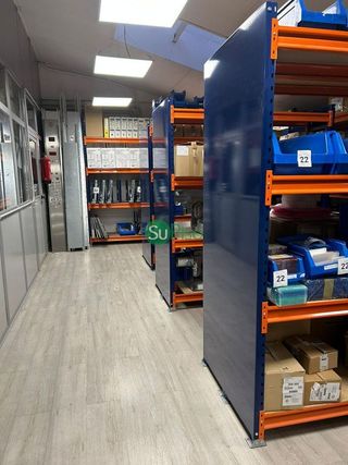 Nave industrial en alquiler en Yeles