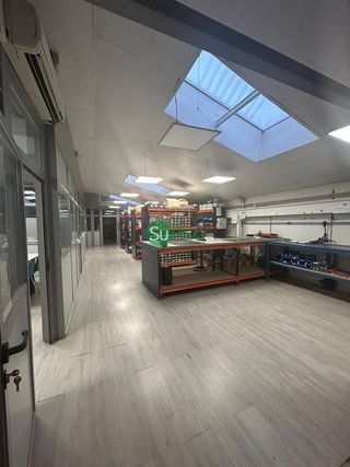 Nave industrial en alquiler en Yeles