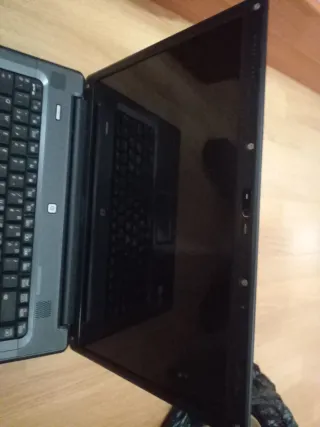 Portátil HP Compaq Presario C700 Negro