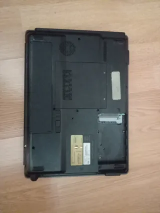 Portátil HP Compaq Presario C700 Negro