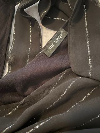 Vestito nero con righe argento