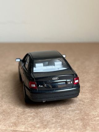 Audi A4 1:43
