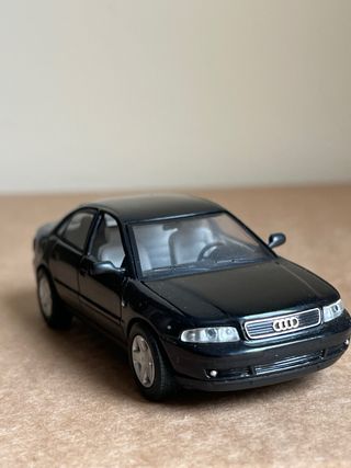 Audi A4 1:43
