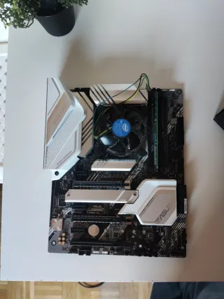 Kit placa base ASUS Prime Z490-A con CPU Intel i3