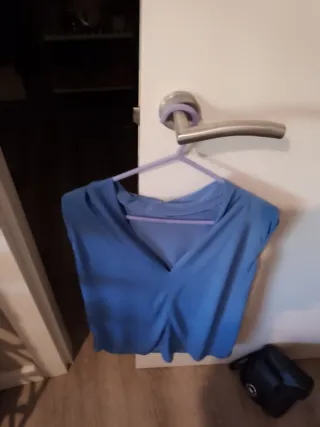 Camiseta tirantes mujer azul