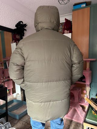 Plumífero hombre verde oliva