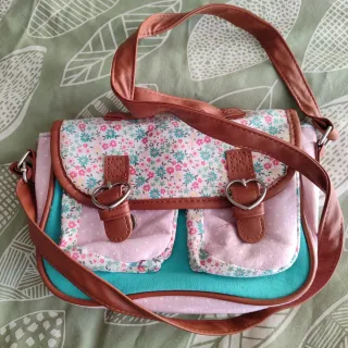 Bolso Claire's floral rosa sin estrenar