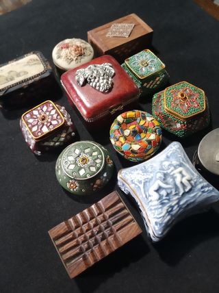 Lote 19 cajitas vintage decorativas