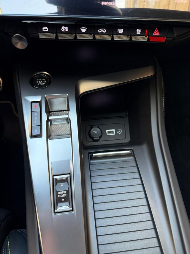 Peugeot 308 5P GT Hybrid 225 eEAT8